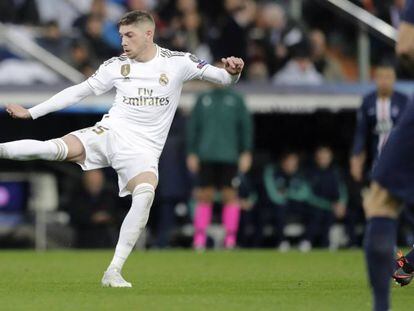 Valverde, durante el partido ante el PSG.