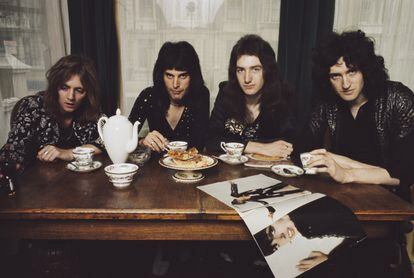 Queen encabeza con 'Bohemian Rhapsody' la lista de las 100 mejores canciones del rock de la revista inglesa 'Classic Rock'. En la imagen, el grupo en Londres en 1974. De izquierda a derecha, Roger Taylor, Freddie Mercury, John Deacon y Brian May.