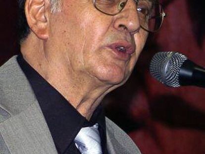  Samih al-Q&aacute;sim, poeta