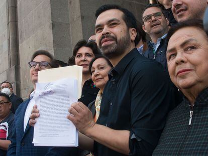Diputados de Movimiento Ciudadano presentaron una demanda de inconstitucionalidad de la reforma electoral ante la Suprema Corte.