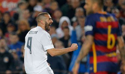 Benzema celebra el gol del empate momentáneo (1-1).