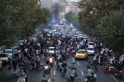 Manifestación de protesta por la muerte de Mahsa Amini, el día 21 de septiembre en Teherán.
