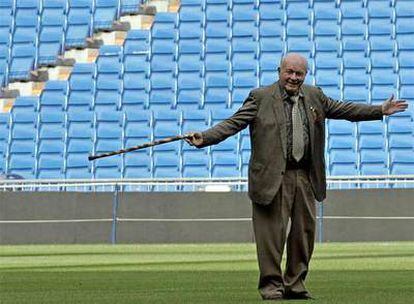 Alfredo di Stéfano, en el estadio Santiago Bernabéu en agosto de 2007.