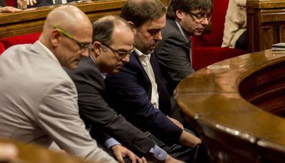 Puigemont, Junqueras, Turull y Romeva, en el Parlament.