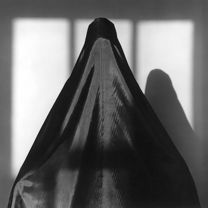 'Lisa Lyon', 1982.