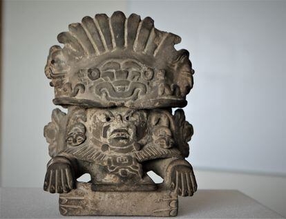 Una de las piezas arqueológicas que la Secretaría de Relaciones Exteriores entregó al INAH en septiembre.
