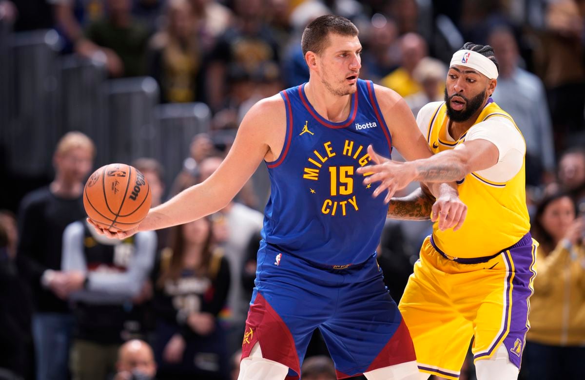 Nikola Jokić Dominates in Season Opener Against Anthony Davis: NBA’s Foreign Player Record