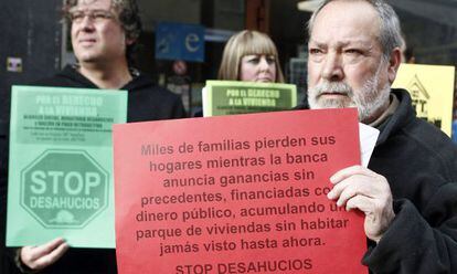 Protesta contra los abusos en los desahucios en Navarra.