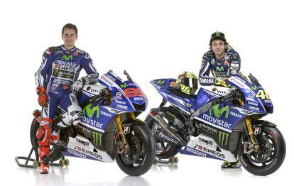 Equipo Movistar Yamaha, con Jorge Lorenzo (I) y Valentino Rossi.