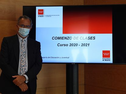 El consejero de Educación, Enrique Ossorio, presenta las medidas que adoptará la Comunidad de Madrid para el próximo curso escolar 2020/21. EFE/ Víctor Lerena