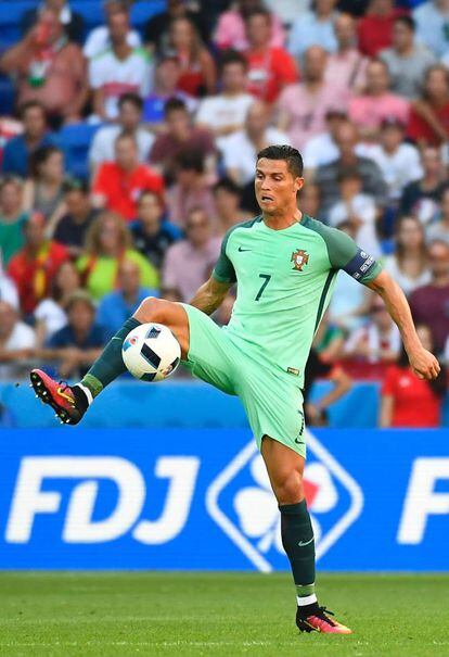 Liberado ya de la tensión por marcar, Cristiano Ronaldo liderará Portugal contra Croacia para intentar clasificarse para cuartos.