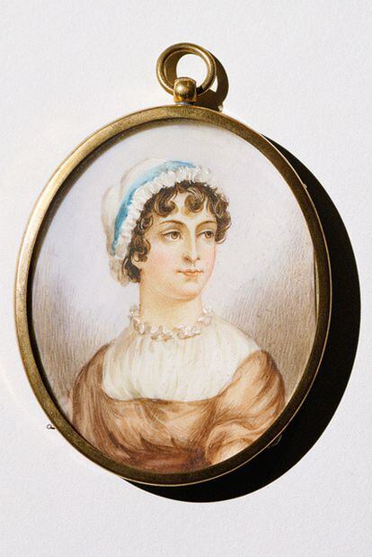 En la fotografía una imagen en miniatura de la escritora inglesa Jane Austen