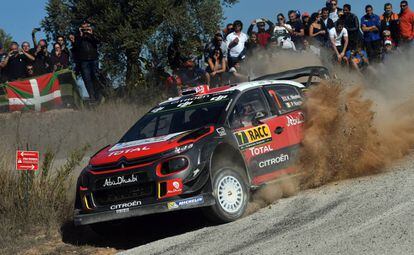 Meeke (Citroen), en la segunda etapa del Rally Catalunya.