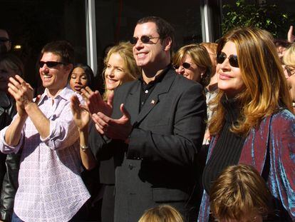 Tom Cruise, Kelly Preston, John Travolta y Kirstie Alley, en la inauguración de una sede de la organización en San Francisco.