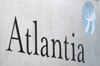 Logo de Atlantia.