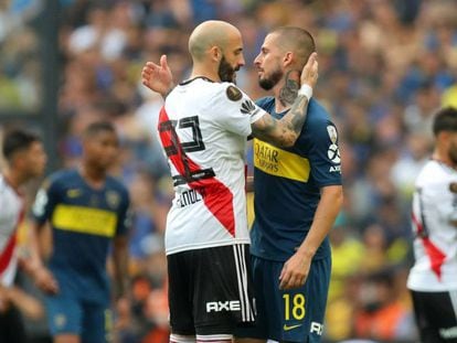 Piniola (i) y Benedetto, tras el partido.