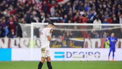Lamela se lamenta durante el partido del pasado sábado del Sevilla ante el Cádiz.