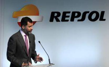 El Príncipe de Asturias durante su intervención en la inauguración de la nueva sede de Repsol en Madrid, cuya inauguración ha presidido hoy junto al presidente de la petrolera, Antonio Brufau.