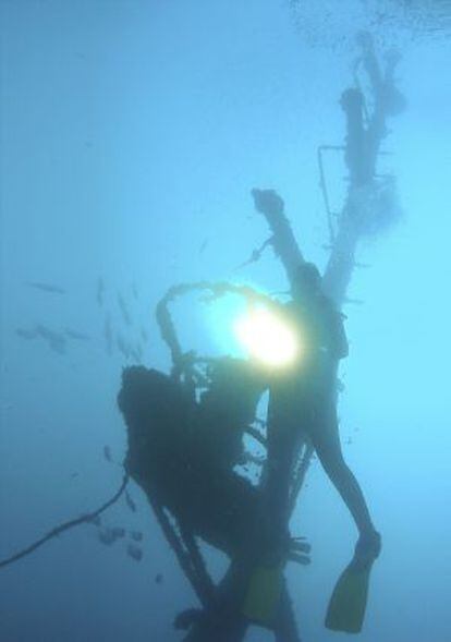 Buceo en el pecio del Regio Messina, hundido en L'Estartit (Girona).