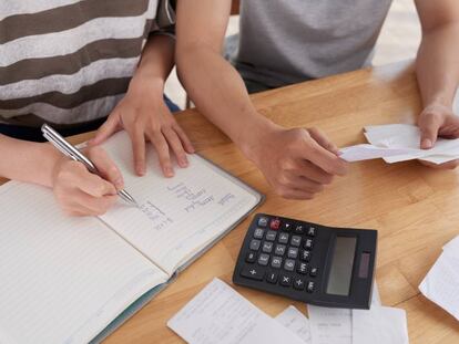 Cómo se aplican las tablas de amortización para pymes y autónomos