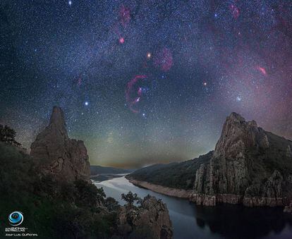 Imagen del cielo estrellado en Monfrag&uuml;e que la NASA ha destacado. 