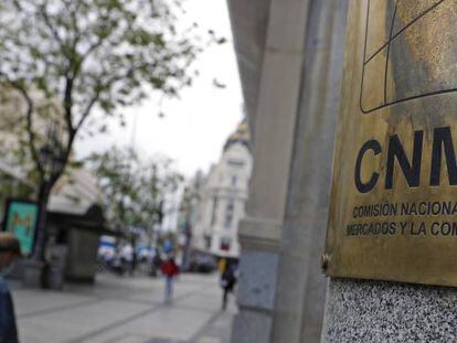 La CNMC incoa expediente a Telefónica por incumplir compromisos en la compra de DTS