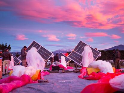 Google ha iniciado otra serie de pruebas de su proyecto para ofrecer Internet desde globos a gran altitud soltando un grupo desde Nueva Zelanda para estudiar su desplazamiento hacia Sudamérica.