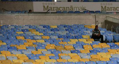Un aficionado en el estadio de Maracana el pasado 21 de mayo. 
