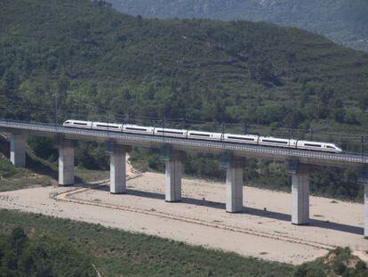 Viaducto del Candi a la altura de Montblanc (Tarragona).