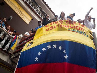 Juan Guaidó durante una visita este sábado a la localidad de Charallave (Venezuela).