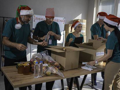 Los despachos de abogados se visten de Reyes Magos para repartir ilusión en Navidad