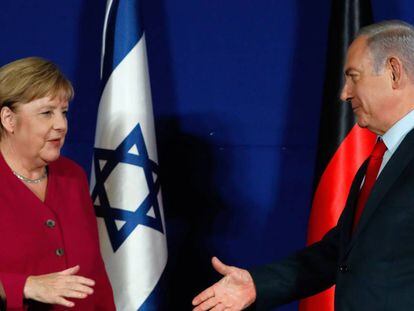 Angela Merkel con Benjamin Netanyahu este jueves en Jerusalén. 