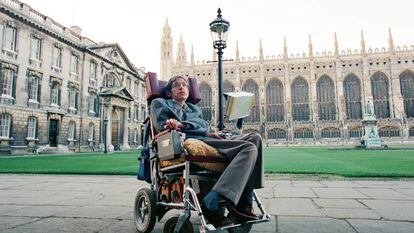 Stephen Hawking,fotografiado en Cambridge en 1988.