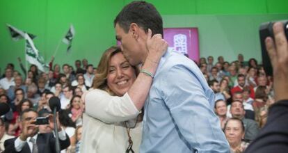 S&aacute;nchez y D&iacute;az, durante el acto en Sevilla en noviembre. 