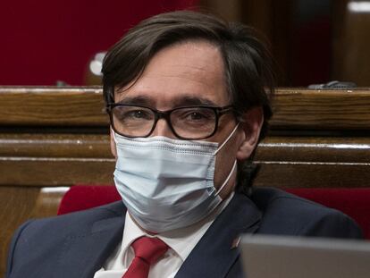 Salvador Ila en pleno del Parlamento.
