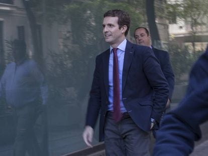 Pablo Casado entra en la mañana de hoy martes a la sede del PP para asistir al Comite ejecutivo Nacional.