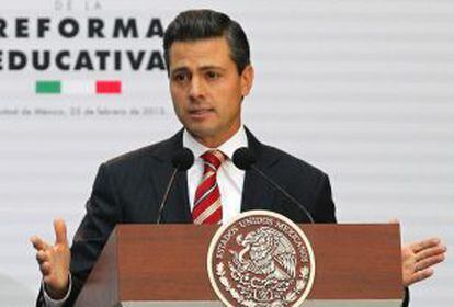 Pe&ntilde;a Nieto durante la promulgaci&oacute;n de la reforma educativa.