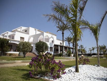 El hotel Jardines de la Mata, en Mojácar (Almería).