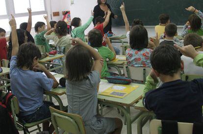 Un grupo de niños durante una clase