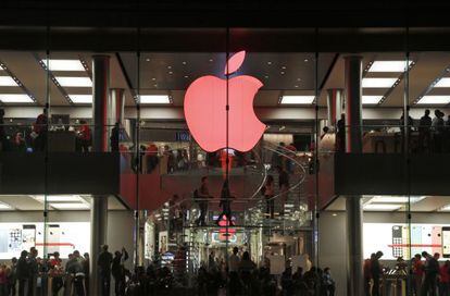 Tienda de Apple en Honk Kong en el D&iacute;a contra el Sida.