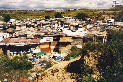 El poblado de Pitis es un asentamiento de gitanos portugueses. Algunos llevan 20 años en este lugar.