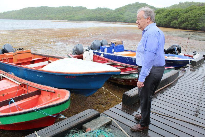 El Secretario General de las Naciones Unidas, António Guterres, visita Praslin Bay, Santa Lucía, en julio de 2019, al margen de su asistencia a la Cumbre de Jefes de Gobierno de la Comunidad del Caribe de ese año.