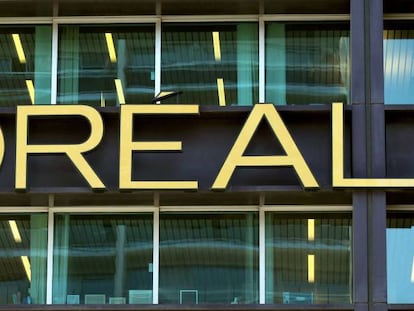 A L'Oreal se le "alinean las estrellas" y cierra un 2021 con ventas y beneficios récord