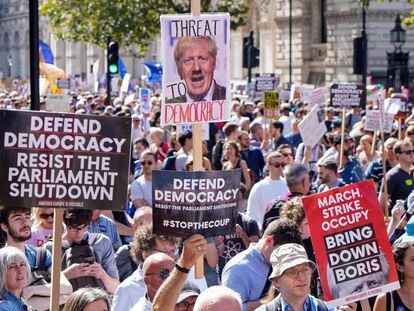 Manifestación en Londres contra el cierre del Parlamento británico.