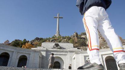 Asistente al homenaje a Franco el 20- N de 2008 en el Valle de los Caídos.