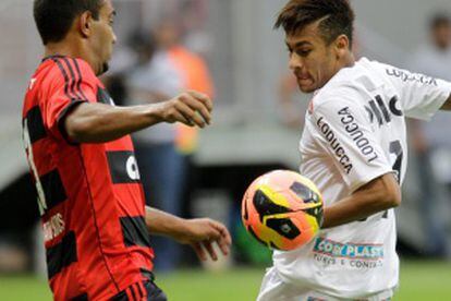 Neymar, durante su último partido con el Santos.
