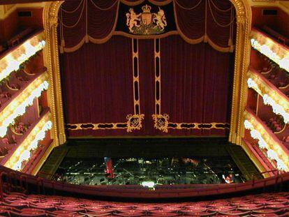 ¿Cuanto pagarías por sentarte en el suelo en Opera House de Londres?