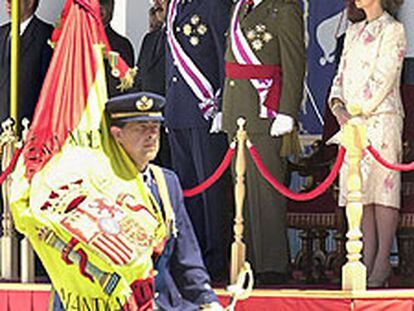 Los Reyes y el Príncipe, en el desfile de las Fuerzas Armadas.