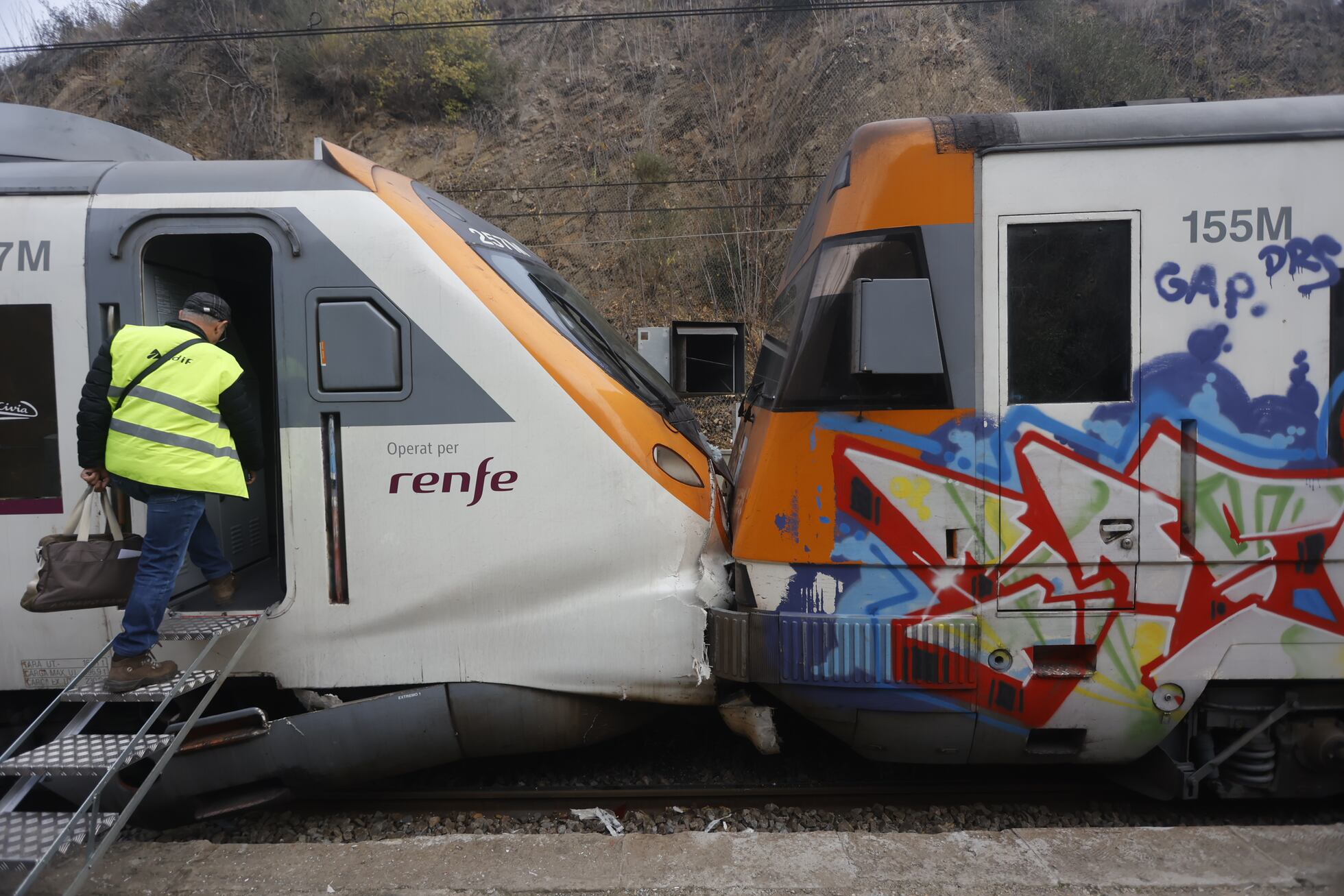 Barcelona Un choque de trenes en Montcada se salda con 155 heridos