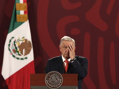López Obrador, durante una rueda de prensa en el Palacio Nacional.